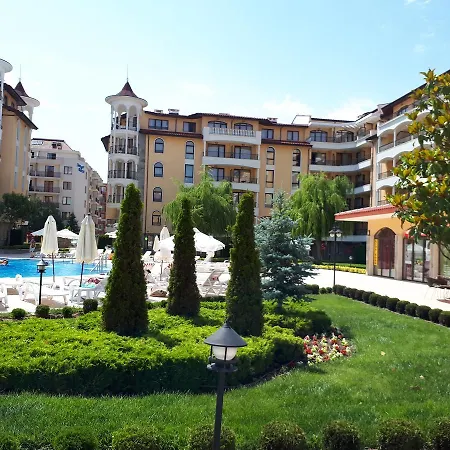 Studio In Royal Sun Apartamento