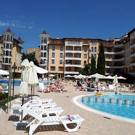 Studio In Royal Sun Apartamento